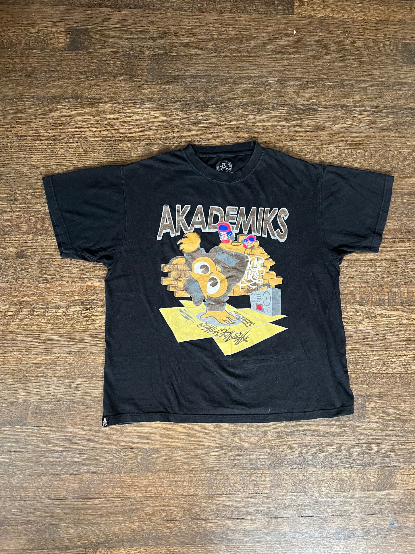 Y2K Akademiks “Radio Head” Break Dance Vintage T Shirt